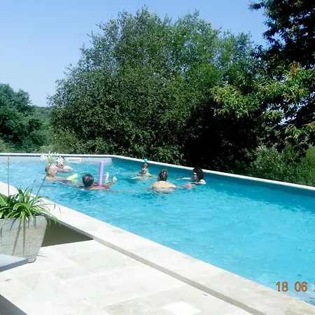 Domaine De La Maison D'aum Сasa de vacaciones Bourrou