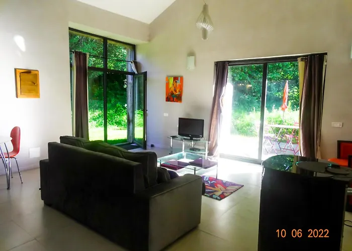 Domaine De La Maison D'aum * Bourrou