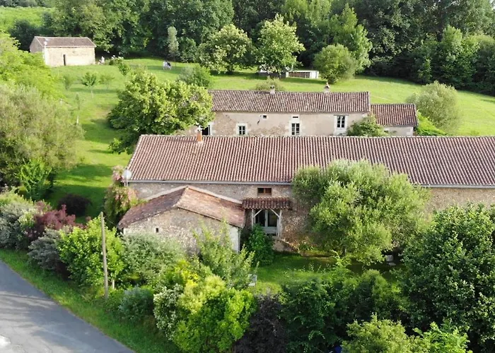 Domaine De La Maison D'aum Bourrou